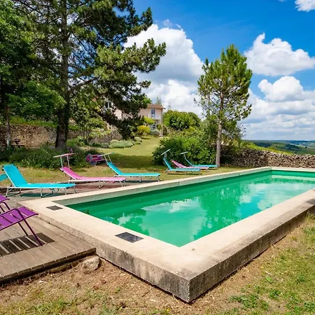 Le Clos Dans Les Vignes