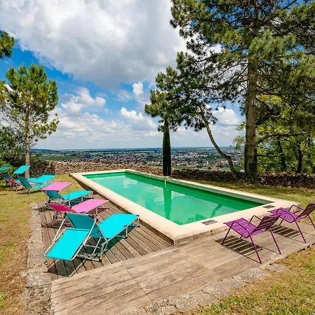Le Clos Dans Les Vignes